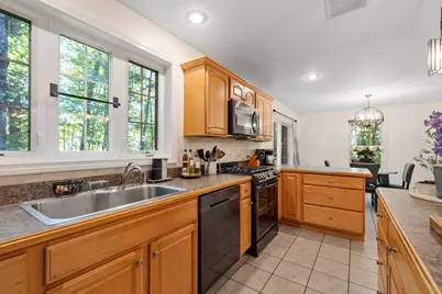 24 Wilson Road, Londonderry, NH 03053 - Photo 20
