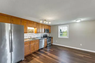 316 Elmwood Drive, Hudson, NH 03051 - Photo 12