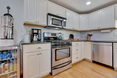 35 Woodbury Avenue, Portsmouth, NH 03801 - Photo 10