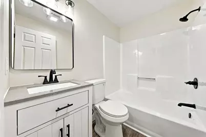 102 Elmwood Drive, Hudson, NH 03051 - Photo 24