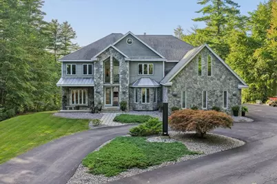 24 Jackson Square, Bedford, NH 03110 - Photo 2