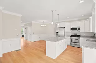 46 Acadia Ln, Exeter, NH 03833 - Photo 8
