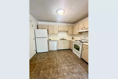 35 Log Street #1A, Manchester, NH 03102 - Photo 2