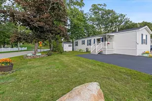 1L Arrow Dr, Salem, NH 03079 - Photo 2