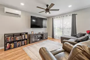 147 Liberty Ln, Keene, NH 03431 - Photo 4
