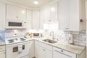 68 Kings Hwy, Hampton, NH 03842 - Photo 4