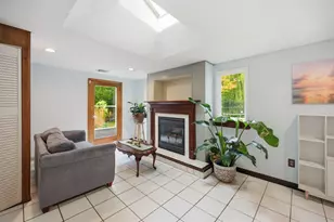 24 Corson St, Rochester, NH 03867 - Photo 8