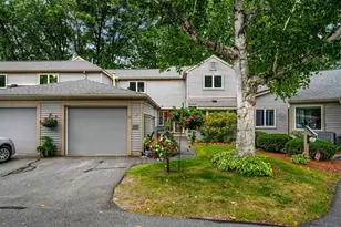 35 Walden Pond Dr, Nashua, NH 03064 - Photo 1