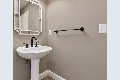 95 Hooksett Road, Auburn, NH 03032 - Photo 14