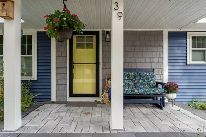 39 N Reading Street, Hooksett, NH 03106 - Photo 2