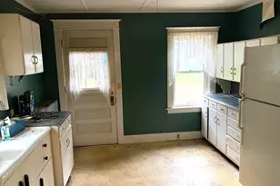 11 Bridge St, Springfield, VT 05156 - Photo 6