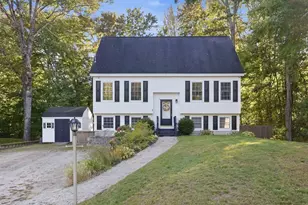 7 Sherwood Forest Dr, Canterbury, NH 03224 - Photo 1