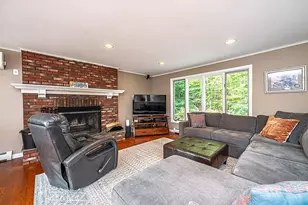 17 Ridge Rd, Sunapee, NH 03782 - Photo 4