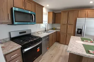 10 Daniels Dr, Enfield, NH 03748 - Photo 4