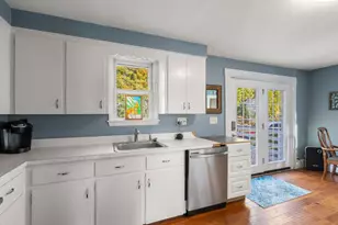 2 Twombly St, Dover, NH 03820 - Photo 6