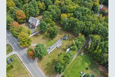 209 Hampstead Road, Derry, NH 03038 - Photo 2