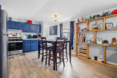 209 Hampstead Road, Derry, NH 03038 - Photo 8