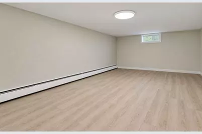 239 Brennan Street, Manchester, NH 03109 - Photo 32