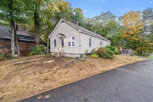 23 Columbus Cir, Newport, NH 03773 - Photo 1