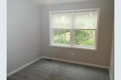 152 Oakdale Avenue, Manchester, NH 03103 - Photo 20