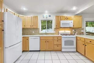 35 Old Lee Rd, Newfields, NH 03856 - Photo 16