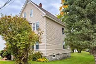 653 Sullivan St, Berlin, NH 03570 - Photo 40