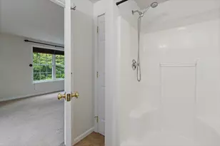 68 Overlook Cir, Hudson, NH 03051 - Photo 24