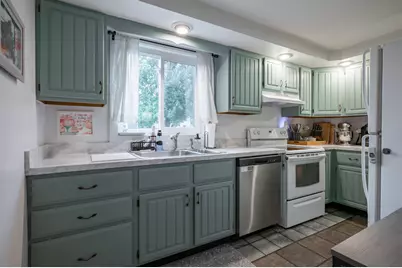 625 Dix Street, Manchester, NH 03103 - Photo 18