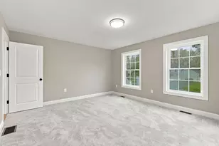 2 Blaisdell Ct, Raymond, NH 03077 - Photo 12