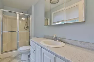 34 Joanne Dr, Hooksett, NH 03106 - Photo 22