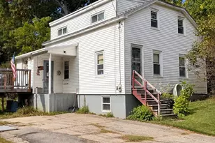 16 Juniper St, Manchester, NH 03104 - Photo 2