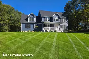 14 Lovell Rd, Stratham, NH 03885 - Photo 2