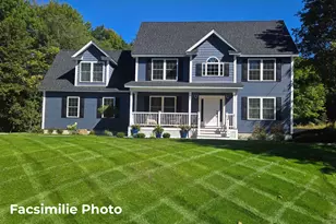 14 Lovell Rd, Stratham, NH 03885 - Photo 1