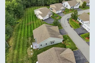 30 Sagewood Drive, Pelham, NH 03076 - Photo 4