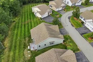 30 Sagewood Dr, Pelham, NH 03076 - Photo 4