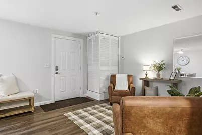 902 Elmwood Drive, Hudson, NH 03051 - Photo 4