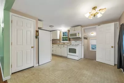 64 Fenton Avenue, Laconia, NH 03246 - Photo 10