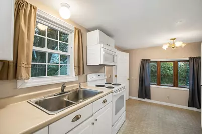 64 Fenton Avenue, Laconia, NH 03246 - Photo 4