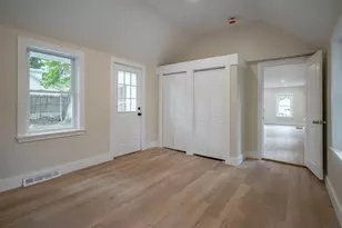 31 Moreau St, Goffstown, NH 03102 - Photo 14
