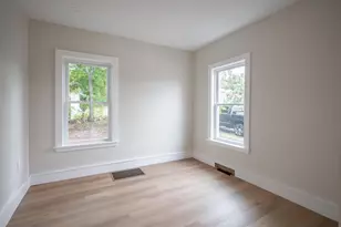 31 Moreau St, Goffstown, NH 03102 - Photo 16