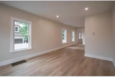 31 Moreau Street, Goffstown, NH 03102 - Photo 12