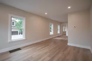 31 Moreau St, Goffstown, NH 03102 - Photo 12