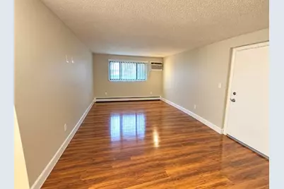 5 Lancelot Court #6, Salem, NH 03079 - Photo 4