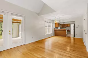 26 Stratham Green, Stratham, NH 03885 - Photo 8