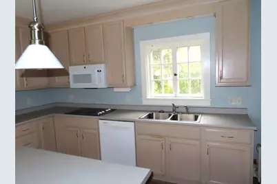 46 South Lincoln Street, Keene, NH 03431 - Photo 16