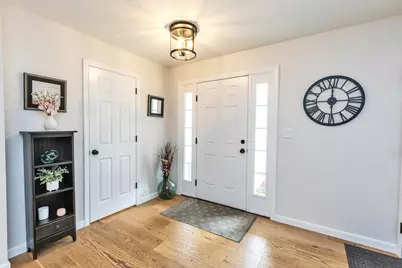 203 Woodview Way #203, Manchester, NH 03102 - Photo 4