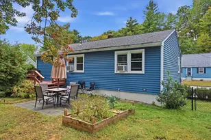 77 Coburn St, Manchester, NH 03102 - Photo 32