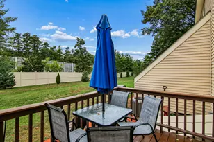 1555 Bodwell Rd, Manchester, NH 03109 - Photo 6