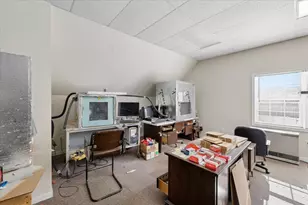 254 Court St, Laconia, NH 03246 - Photo 50