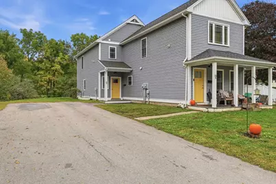 55 Prospect Street #B, Dover, NH 03820 - Photo 2